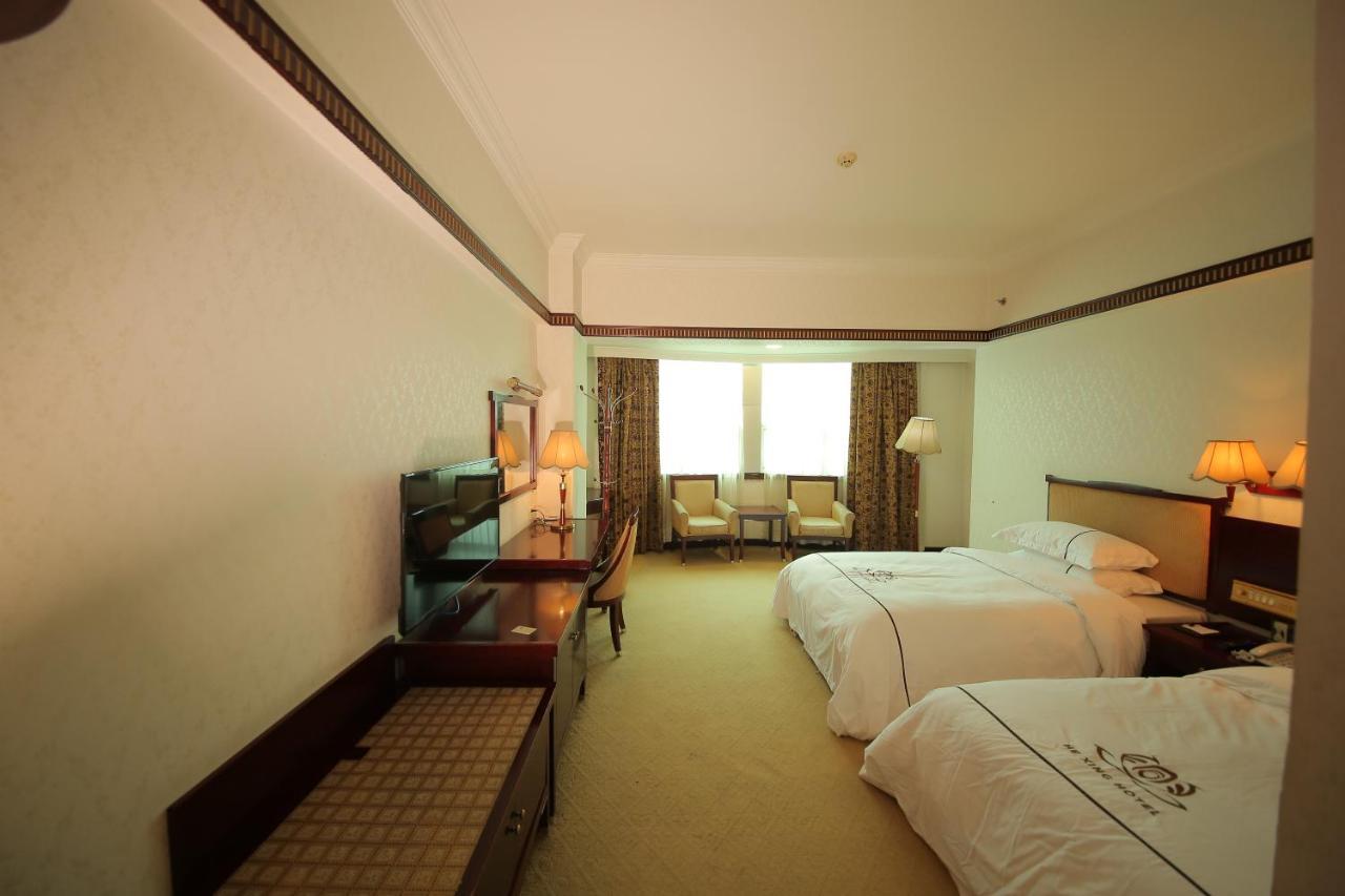 W.Y. Lera Hotel Гуанджоу Екстериор снимка