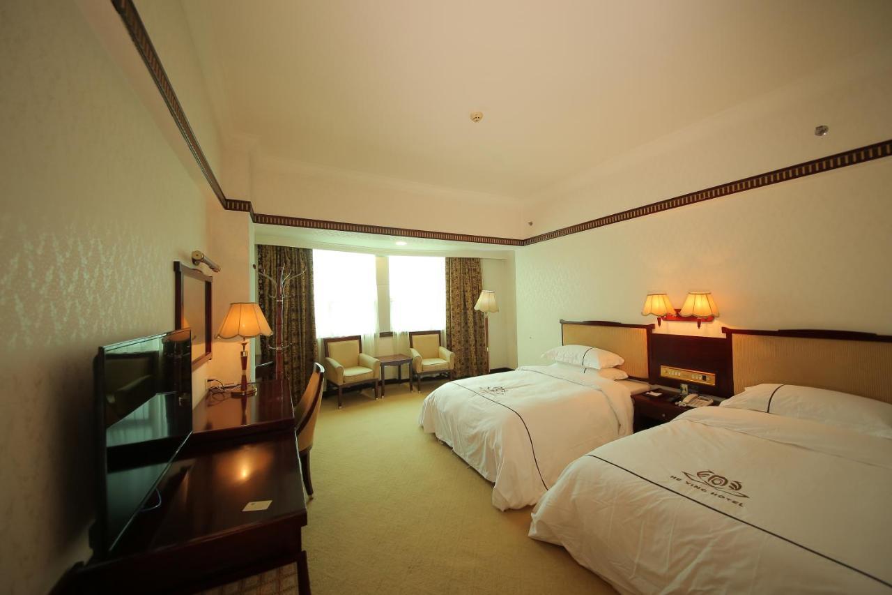 W.Y. Lera Hotel Гуанджоу Екстериор снимка